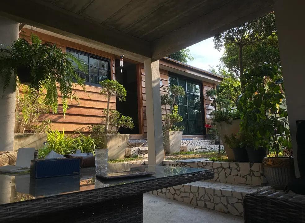 Zen Pod holistic healing center, Bang Sare, Thailand