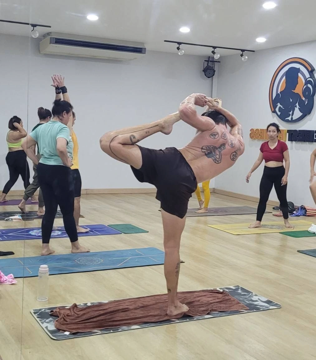 Nicklas, personal trainer and movement coach at Zen Pod